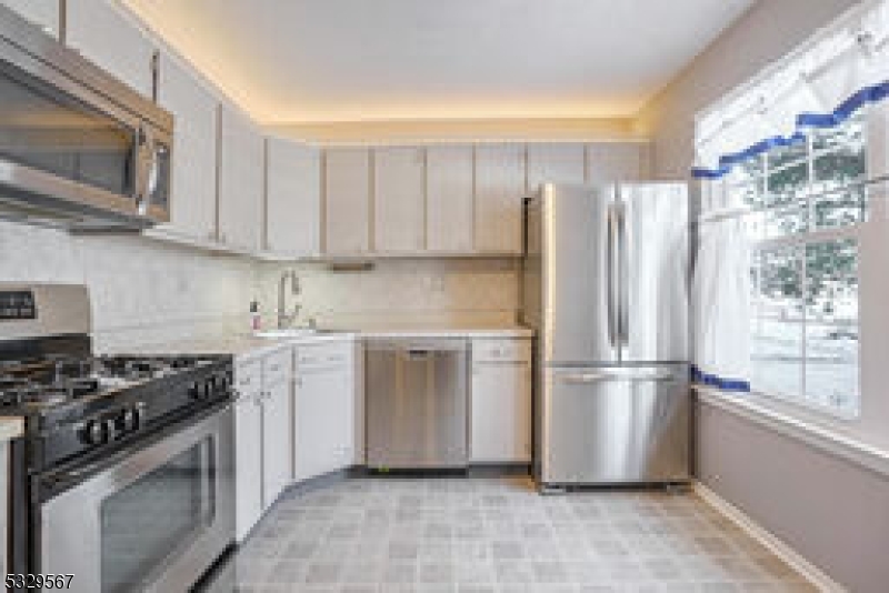 145 Lindsey Ct