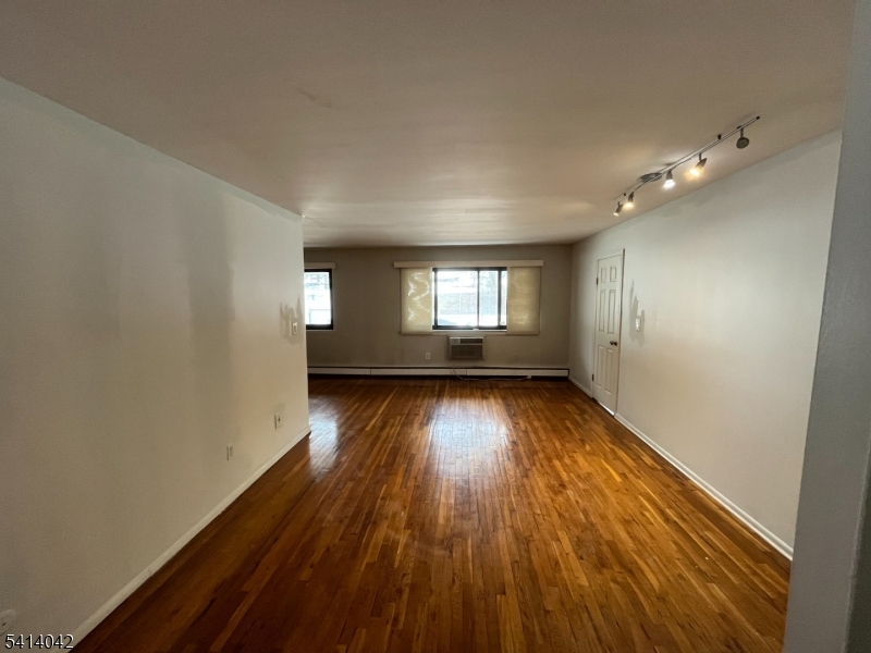 401 Highway22B40U6 F