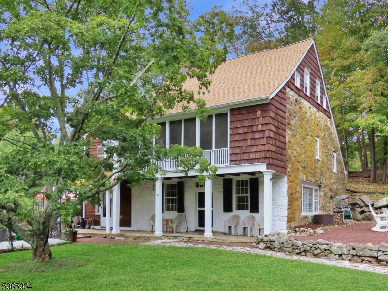 2 Farber Hill Rd