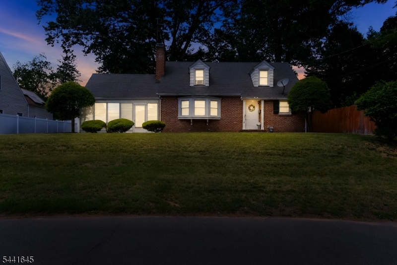 708 Wadsworth Ave
