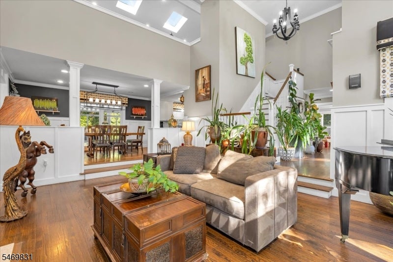 1333 Evergreen Ave