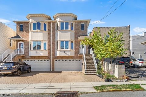 233 5Th Street B Fairview Boro NJ 07022