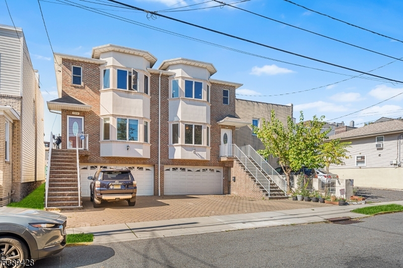 233 5Th Street B