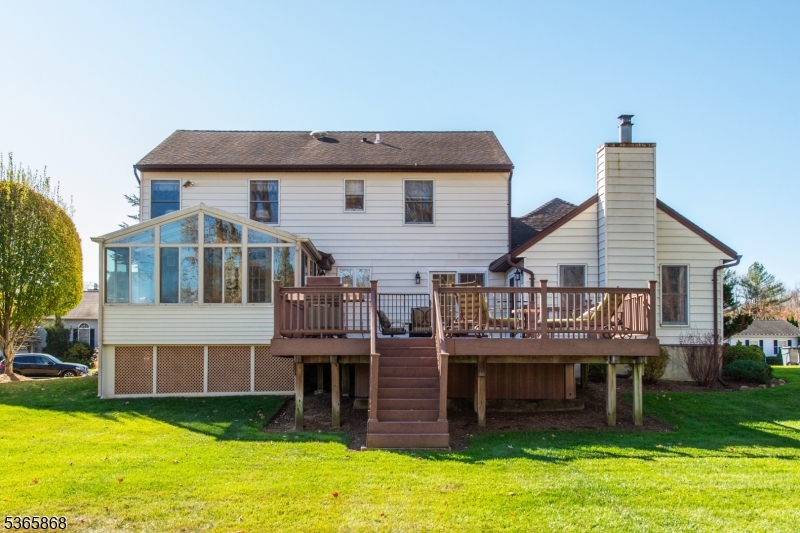 7 Winfield Ct