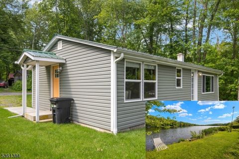 31 Plaza Dr Hampton Twp. NJ 07860