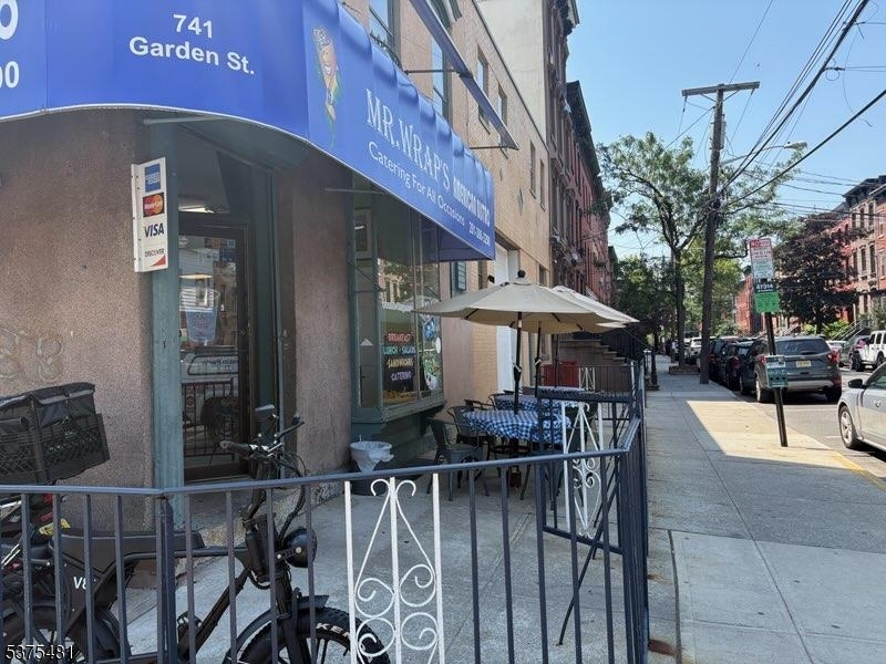 741 Garden St.