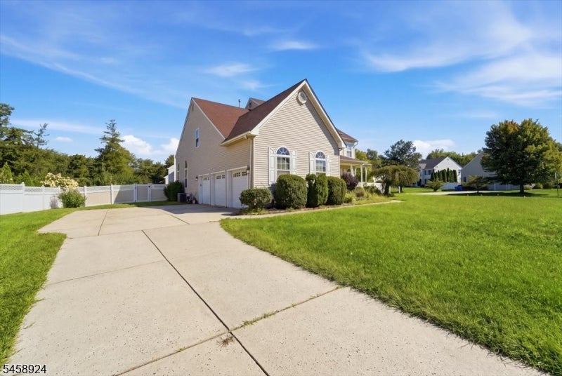42 Margaret Dr