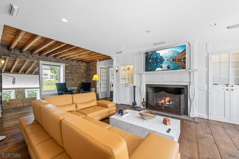 868 Goffle Rd Hawthorne Boro NJ 07506