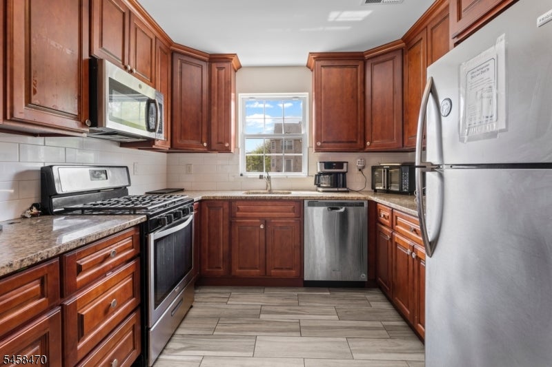 453-455 Washington St 2