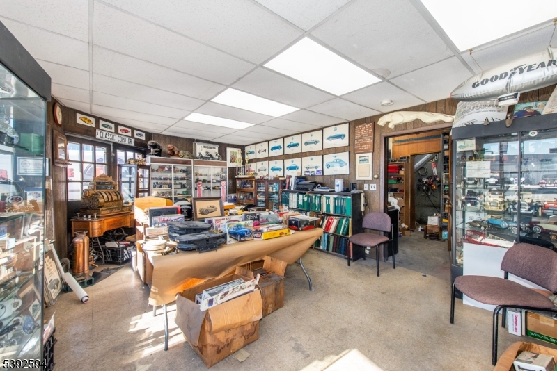 307 Paterson Ave