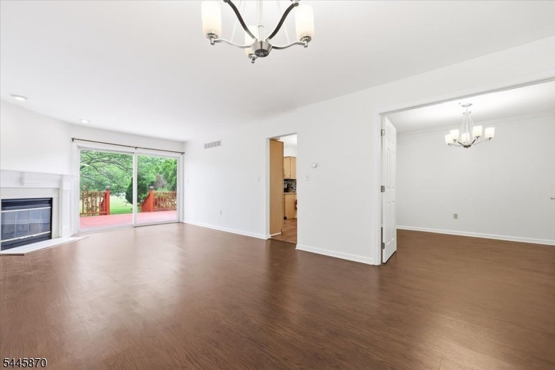 73 Castleton Rd