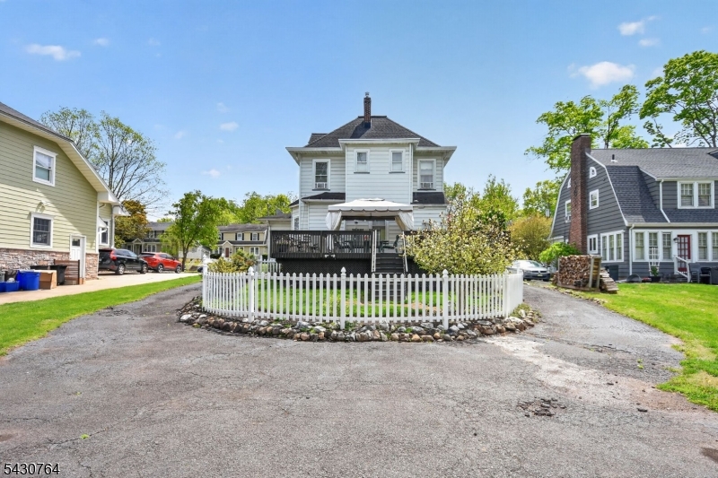 449 Central Ave