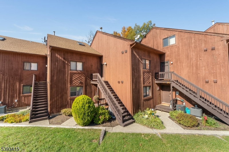 7 Arapahoe Dr Unit 8