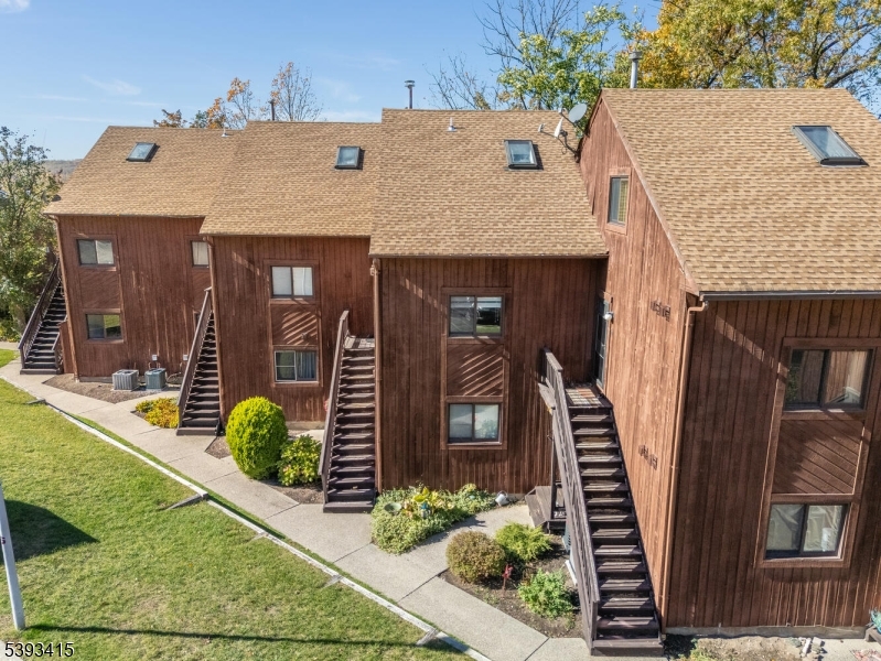 7 Arapahoe Dr Unit 8