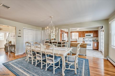 308 Cove Dr Brick Twp. NJ 08738