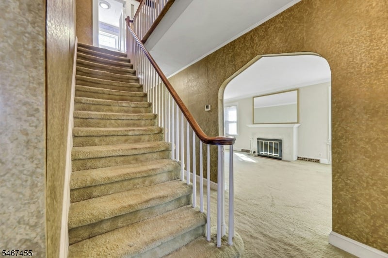219 Shelley Ave