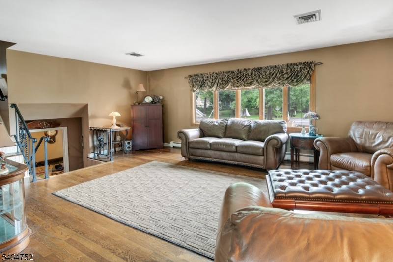 185 Ratzer Rd