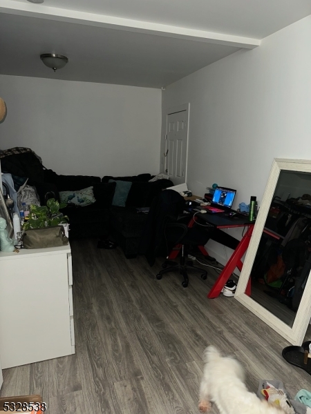 588 Argyle Ave 2