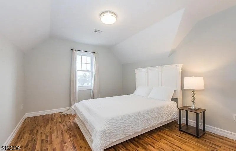 27 Center St