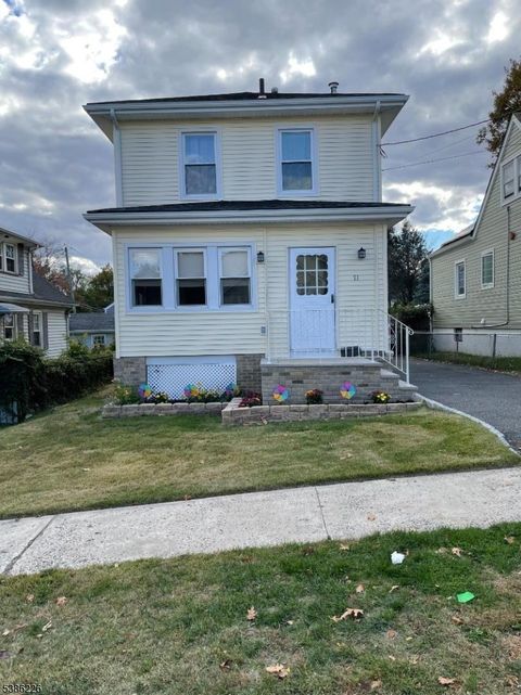 Photo of 71 Gillespie Rd, Bloomfield, NJ 07003 (MLS # 3995039)