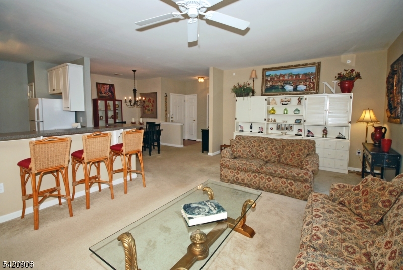 5 Slate Ct