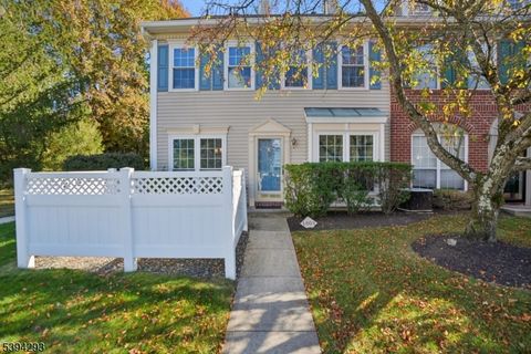 Photo of 1601 Breckenridge Dr, Branchburg, NJ 08876 (MLS # 3995230)