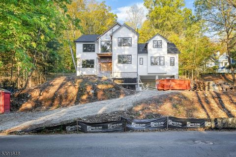 85 Pine Brook Rd Montville Twp. NJ 07082