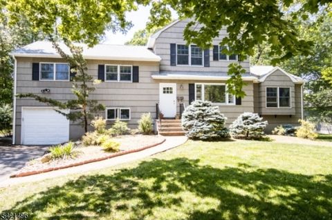 4 Rumson Rd Livingston Twp. NJ 07039