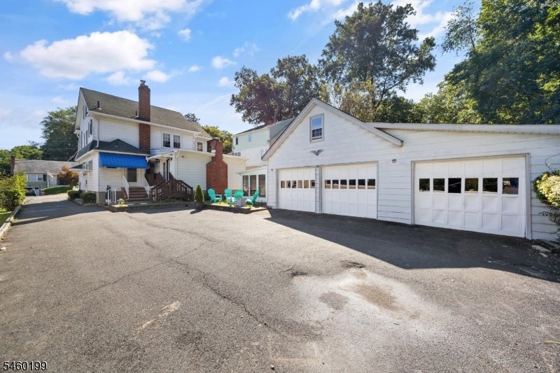 18 Chestnut St