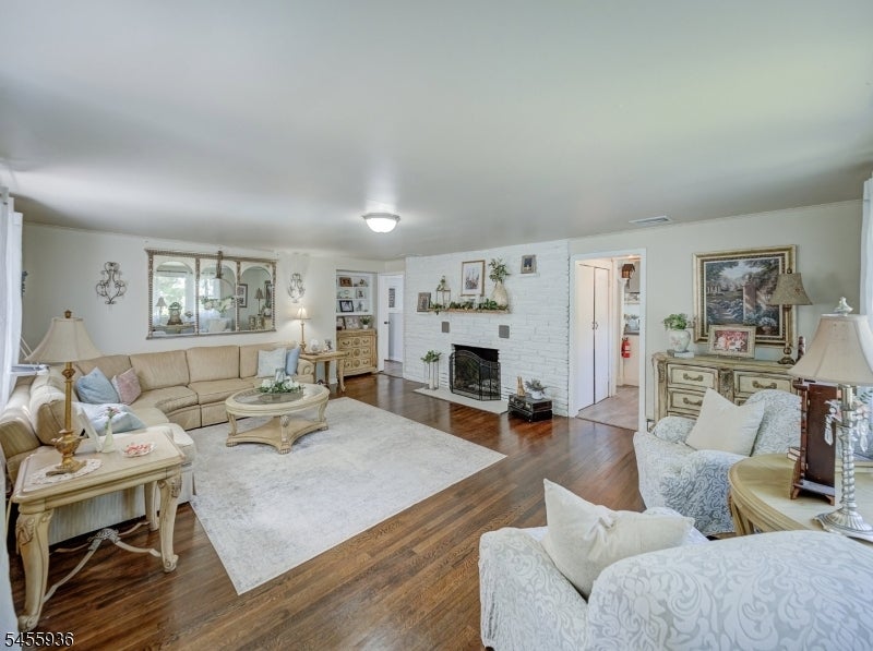 300 County Road 579