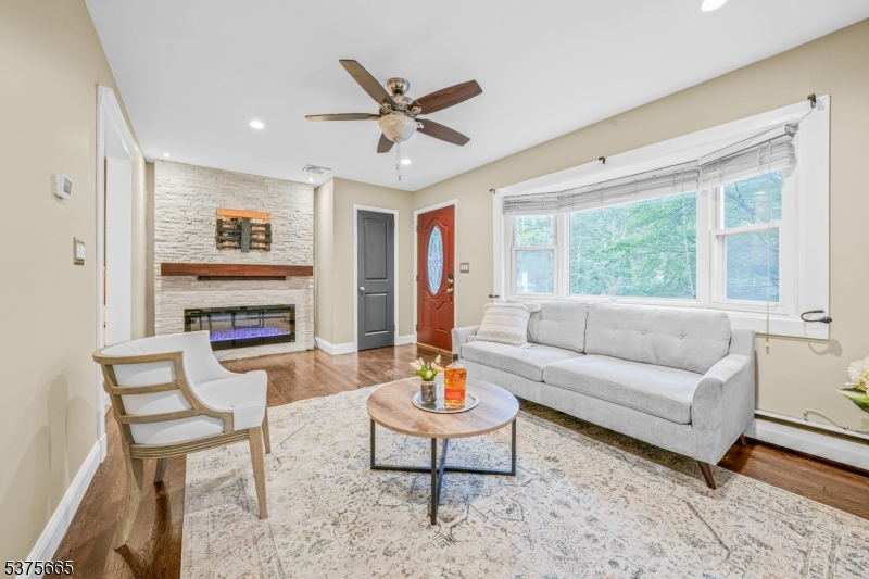 95 Knolls Rd