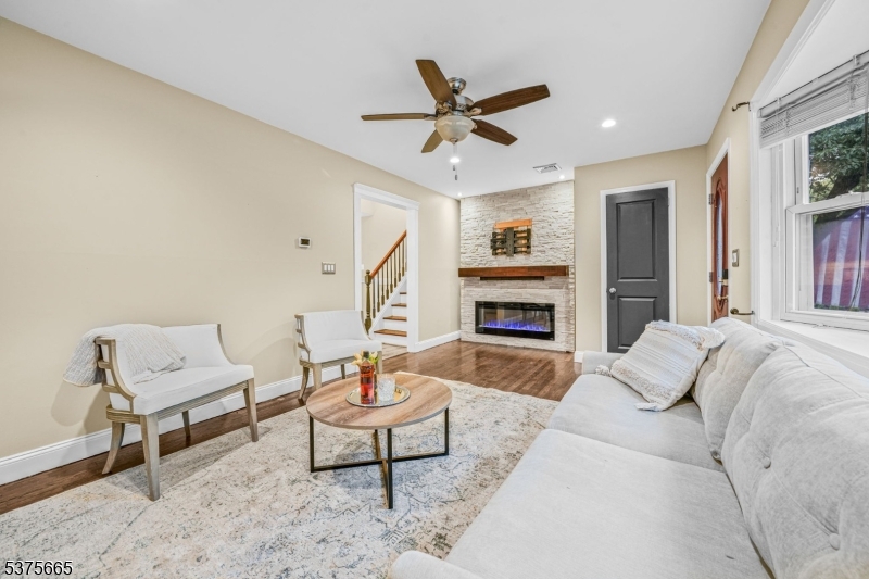 95 Knolls Rd