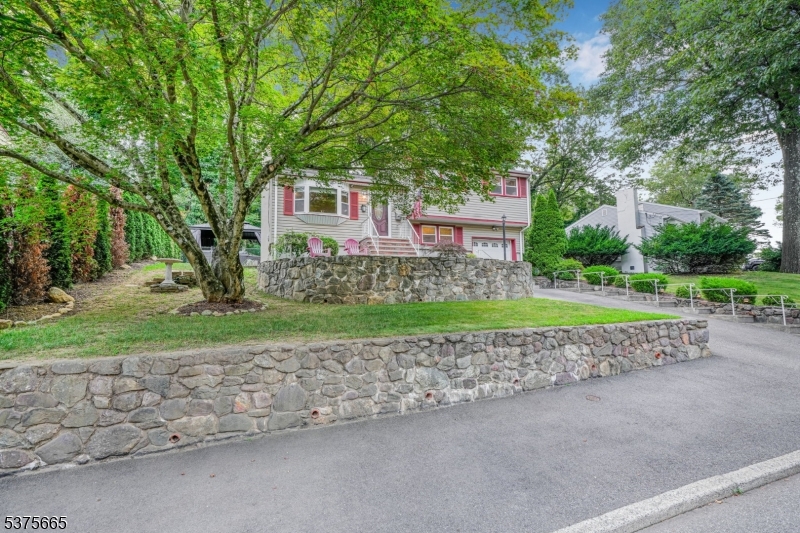 95 Knolls Rd