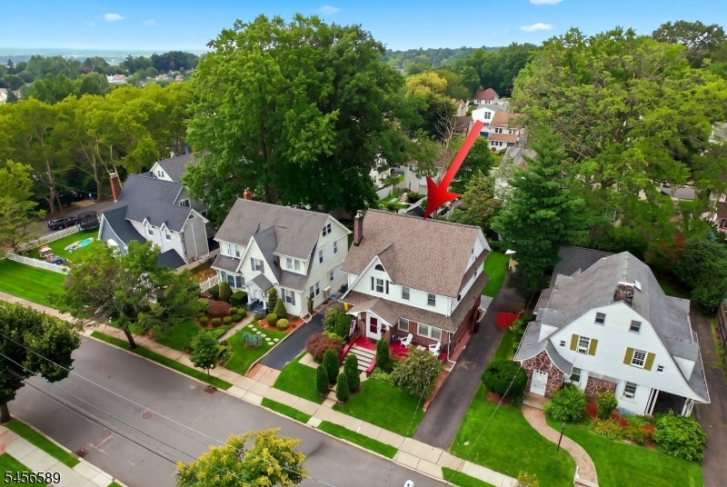 351 Griggs Ave