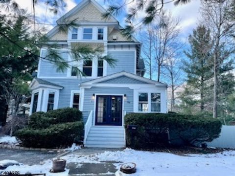 386 Park St Montclair Twp. NJ 07043