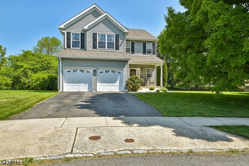 213 Austin Circle