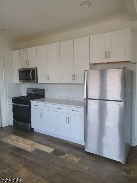 325 Bloomfield Ave C Caldwell Boro Twp. NJ 07006