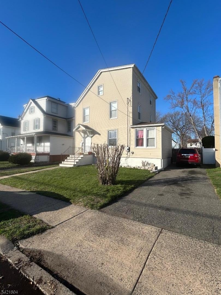 42 Whitewood Ave