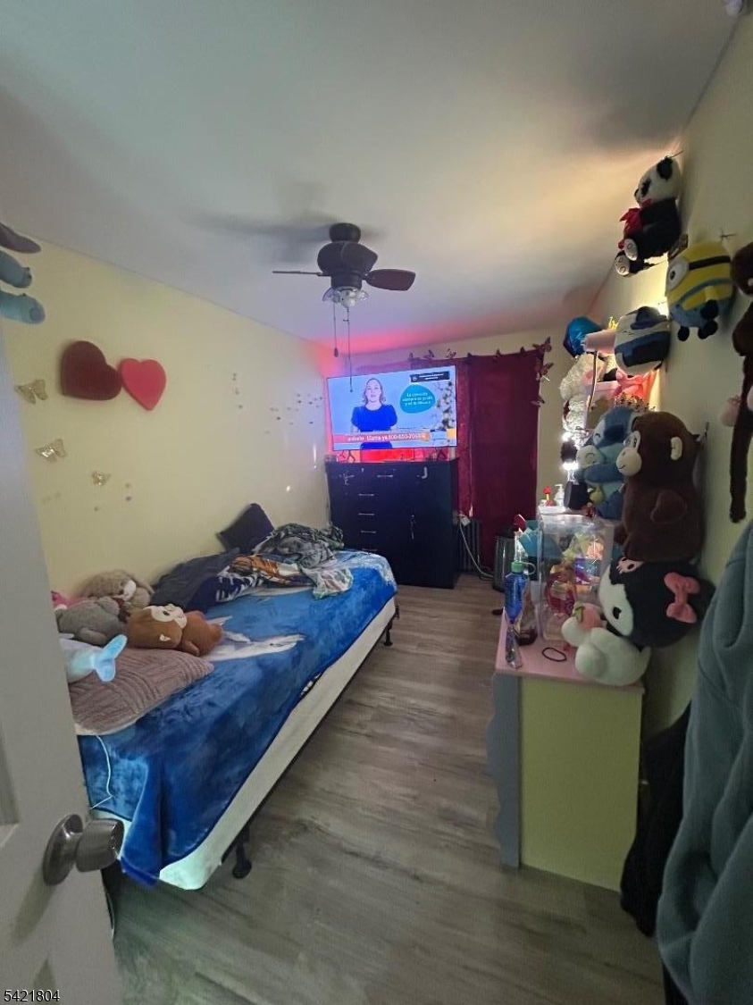42 Whitewood Ave