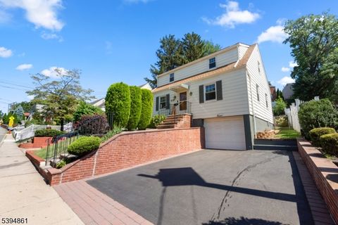 Photo of 692 Passaic Ave, Kearny, NJ 07032 (MLS # 3995712)