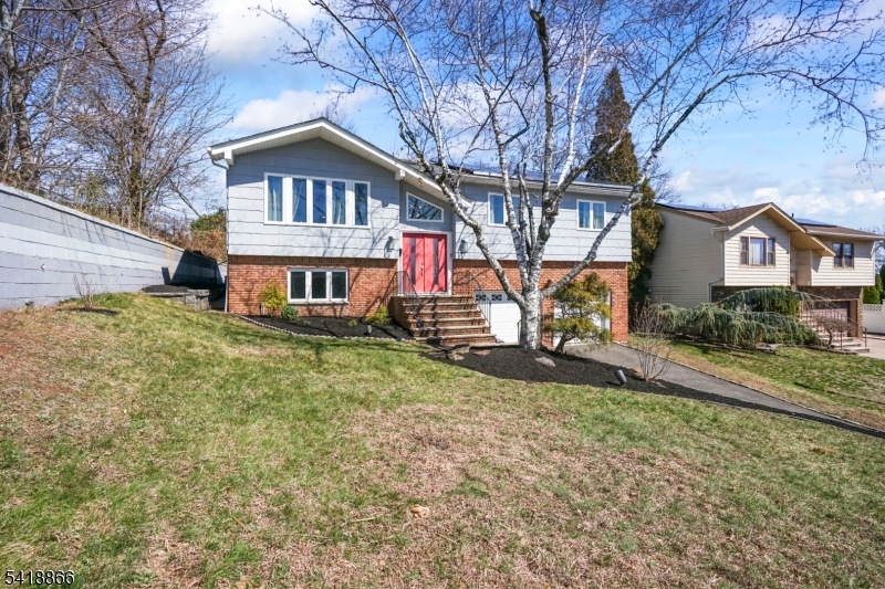 15 Wanda Ct