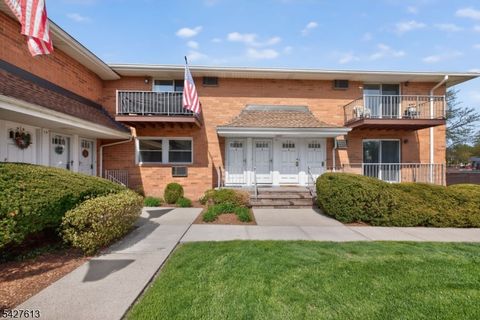15 Cottage St 11A Midland Park Boro NJ 07432