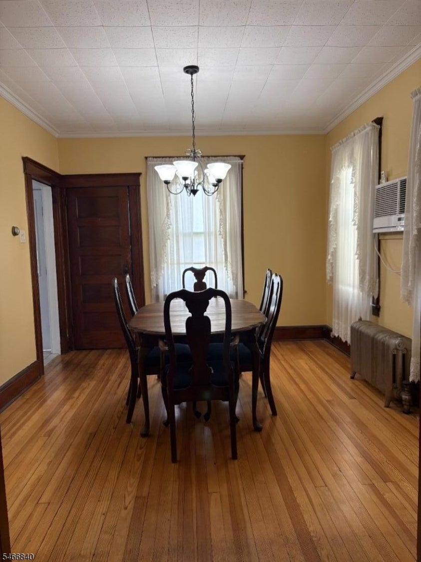 15 Pompton Ave