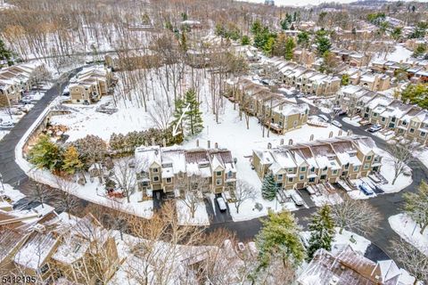 44 Mill Pond Rd 44 Woodland Park NJ 07424