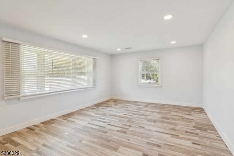 1261 Highland Ave