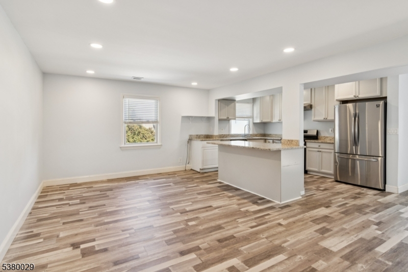1261 Highland Ave