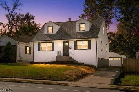 Photo of 314 Easton Ave, New Brunswick, NJ 08901 (MLS # 3995145)