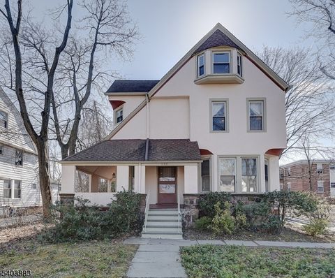 318 Claremont Ave Montclair Twp. NJ 07042