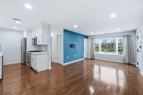 253 Park Ave 305 Rutherford Boro NJ 07070