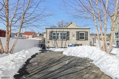 Photo for 631 Valley St